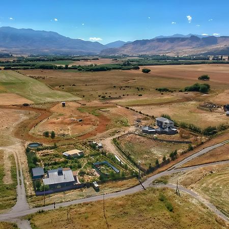 Arriba La Luna - Ecovilla Rural Тревелін Екстер'єр фото